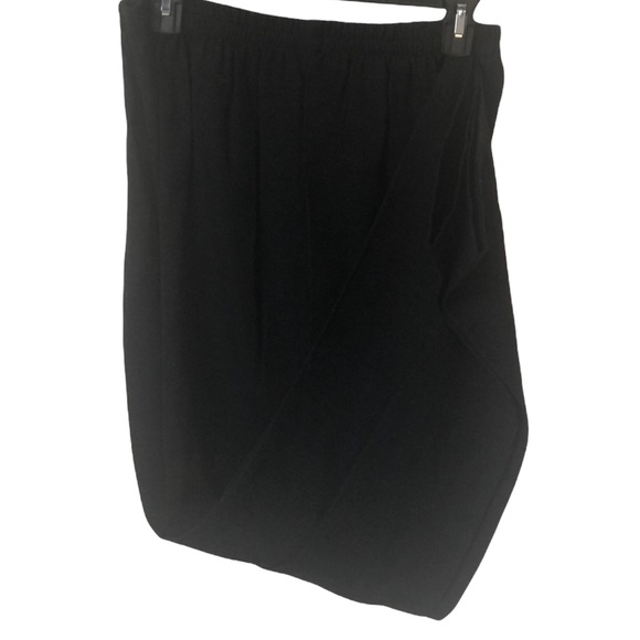 Liz Baker Women’s Black Pull On Straight Leg Pants Size 14 - Picture 5 of 7